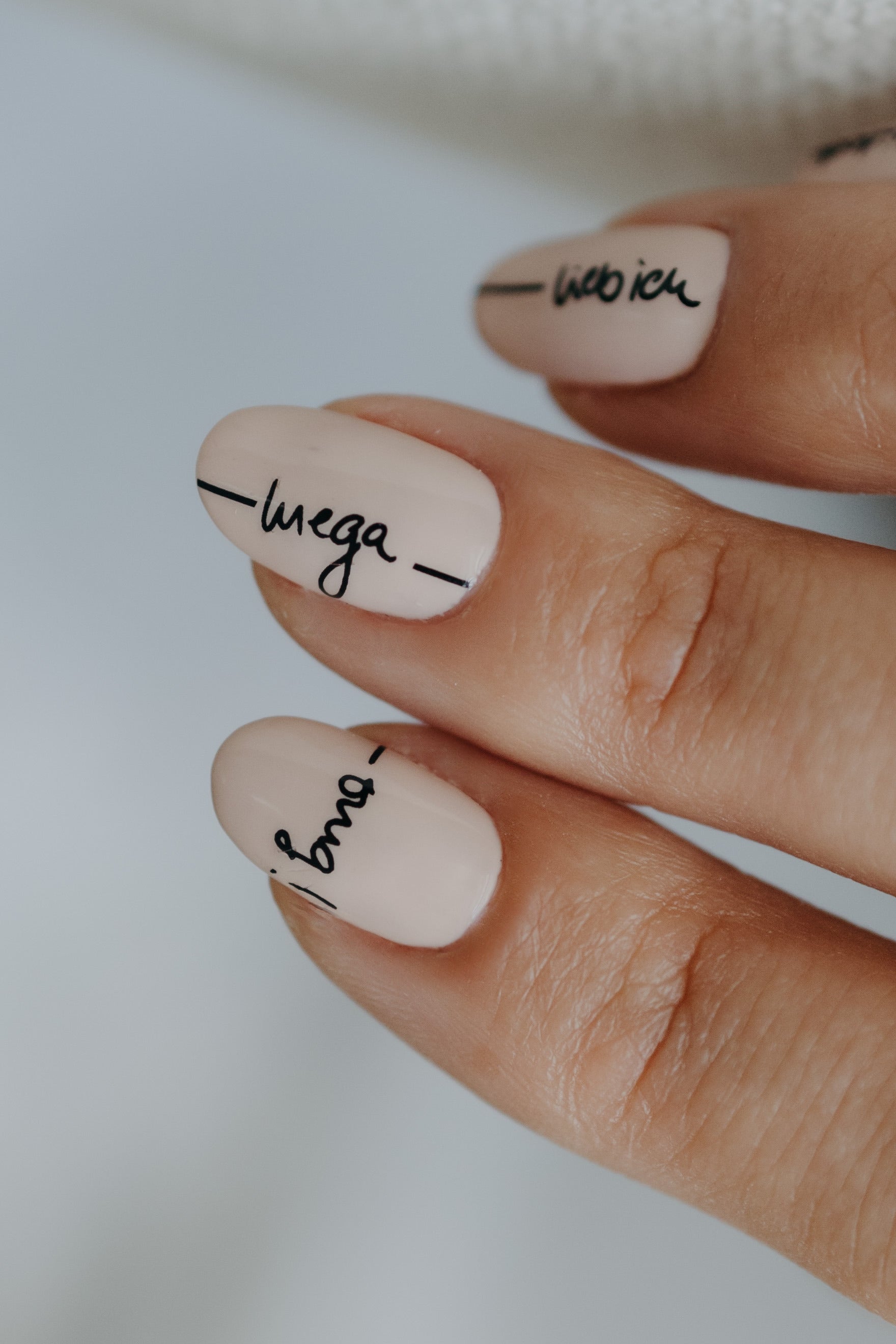 Babetown Nailart Sticker – Babetown x Vicky Heiler
