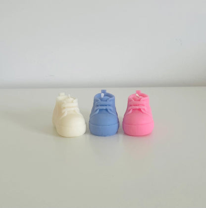 Handgegossene Kerze Babyschuh
